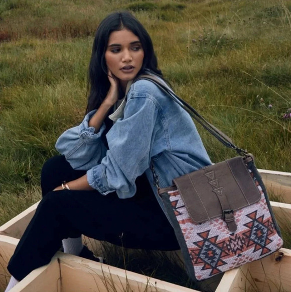 NWT Myra Bag Boho Leather & Canvas Shoulder Bag - Picture 7 of 7